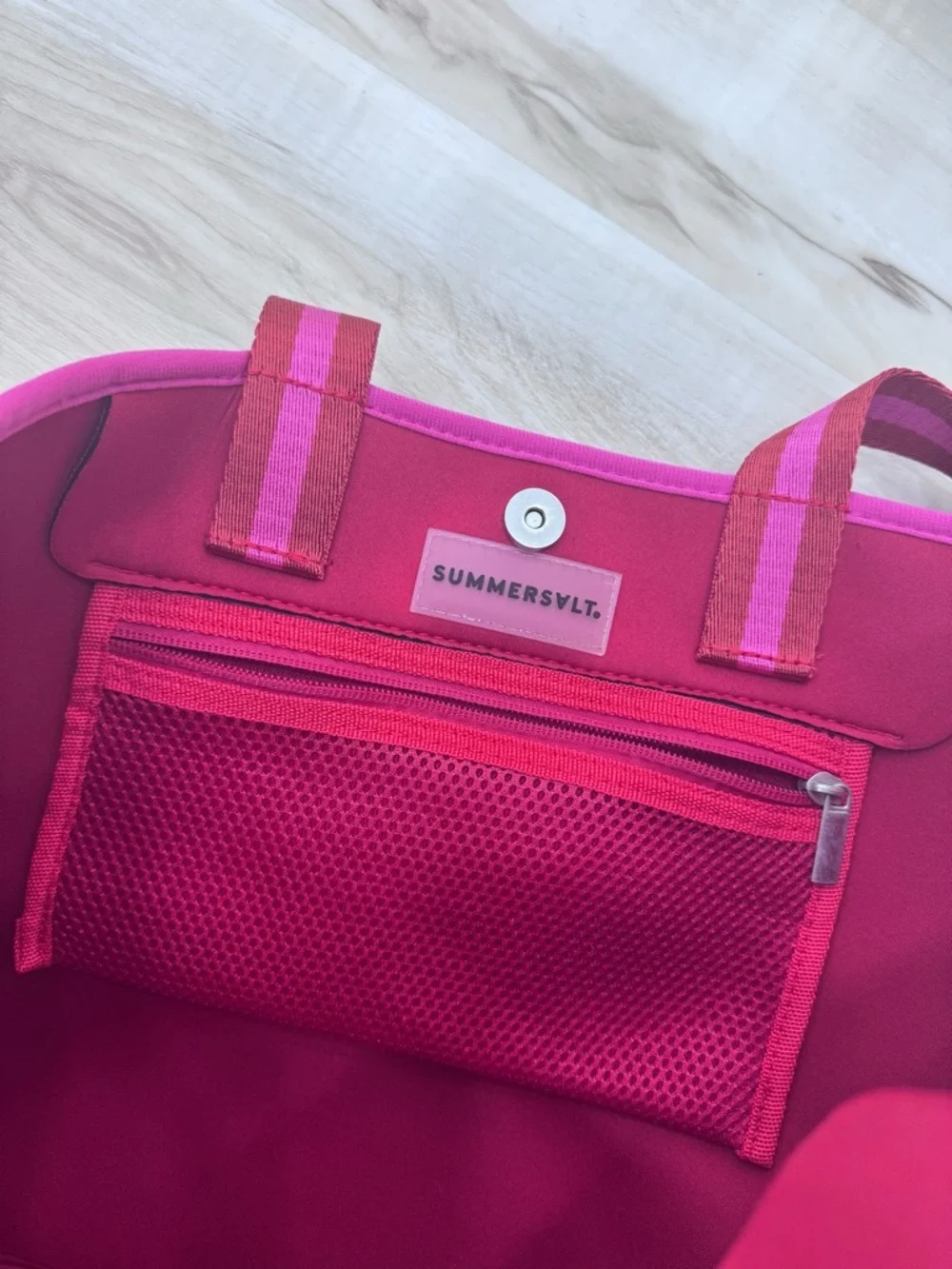 Summersalt Neoprene Beach Bag in Hibiscus and Lava travel boat & tote